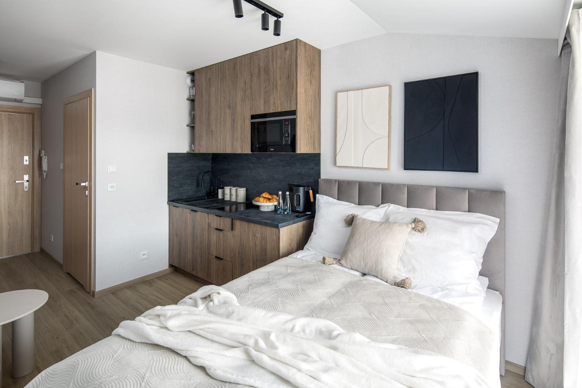 Iron Street By A11 Sauna Aparthotel Krakau
